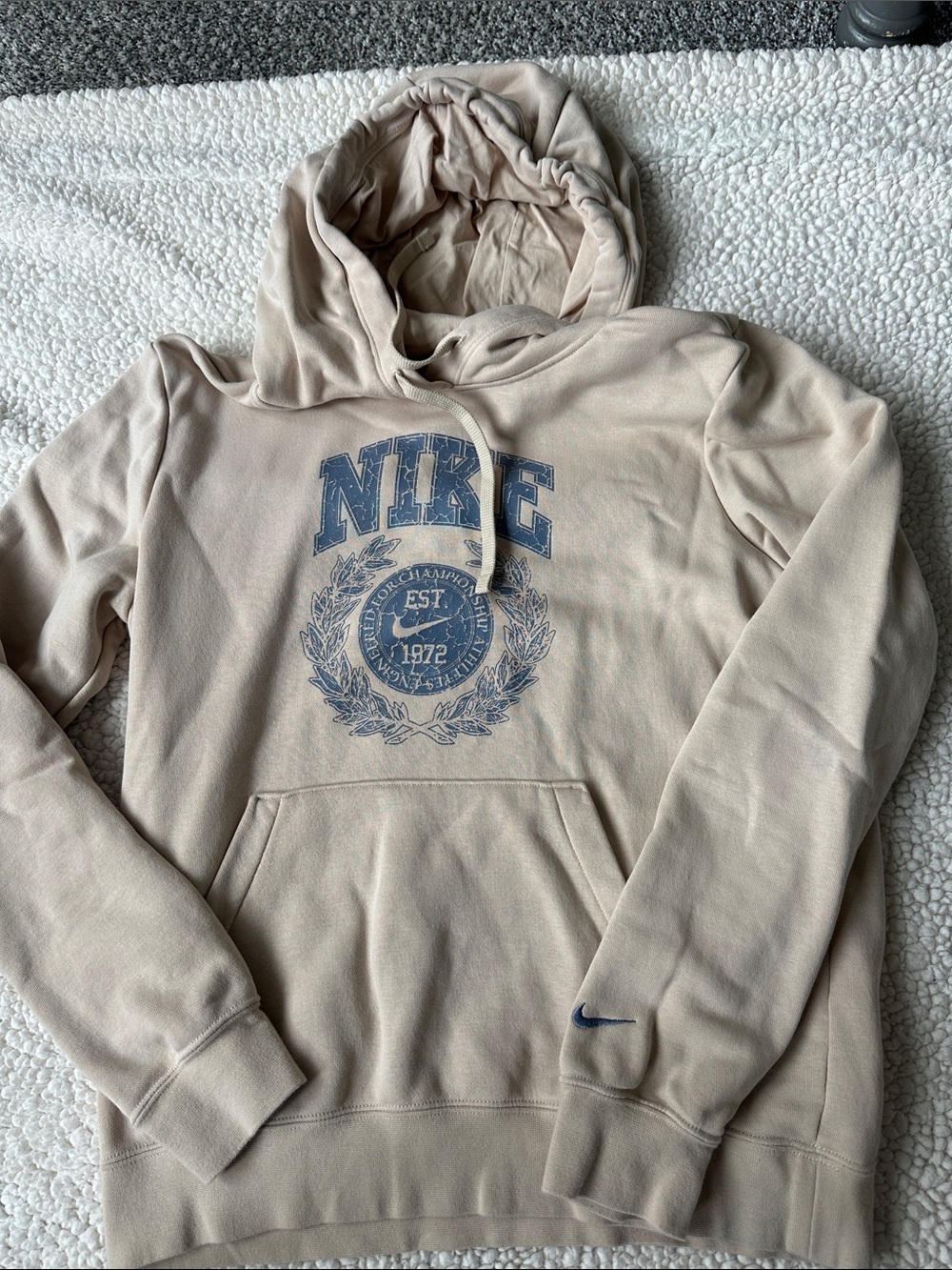 Nike women’s hooded sweatshirt tan size small